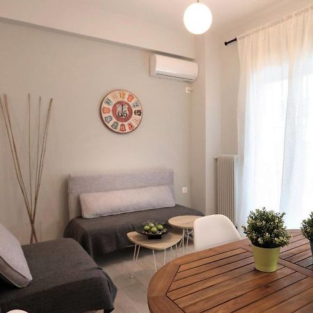 Pale Coloured Apt In Athens Historic Centre Exteriör bild